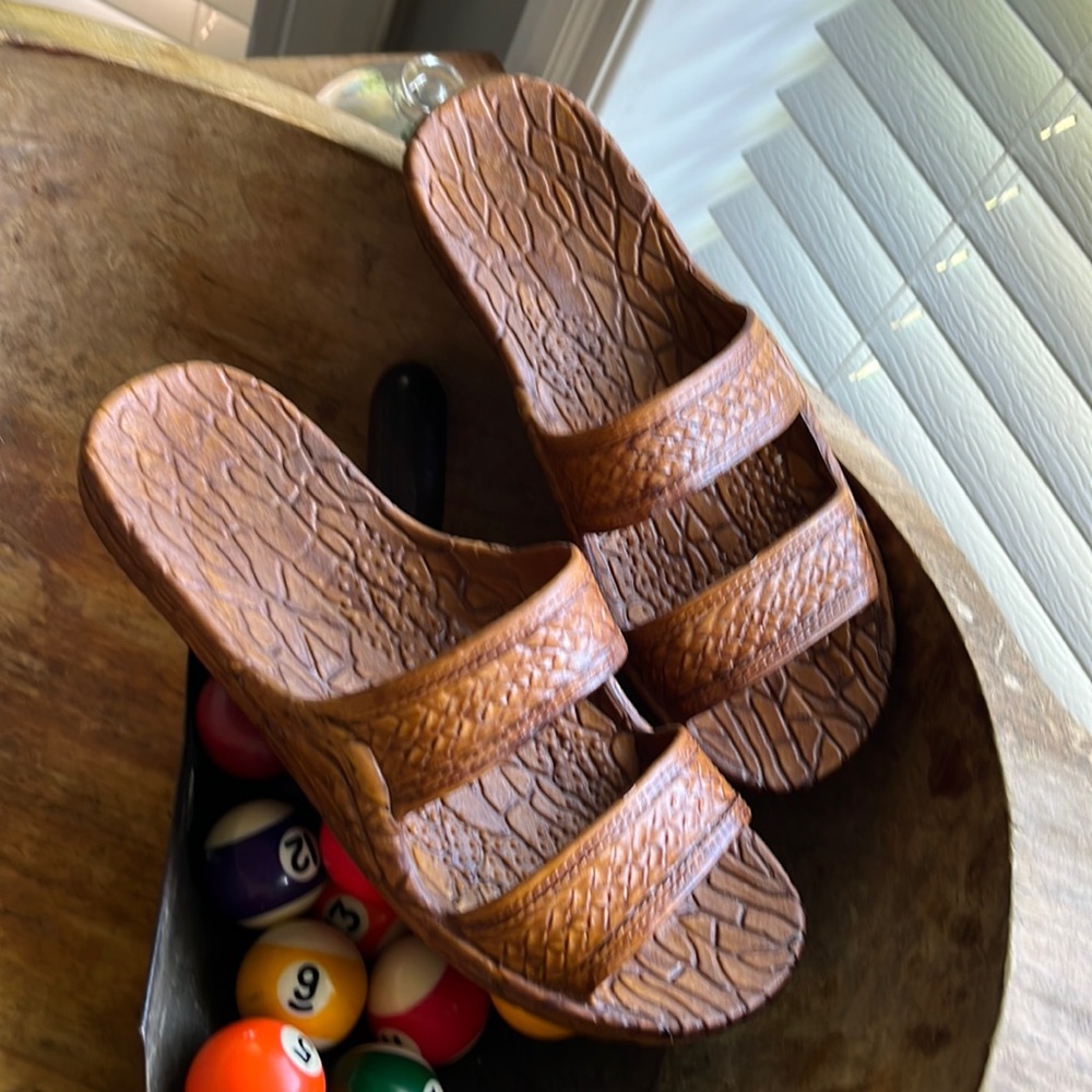 Faux woven Slip on Sandler sz 8 Pali Hawaii
